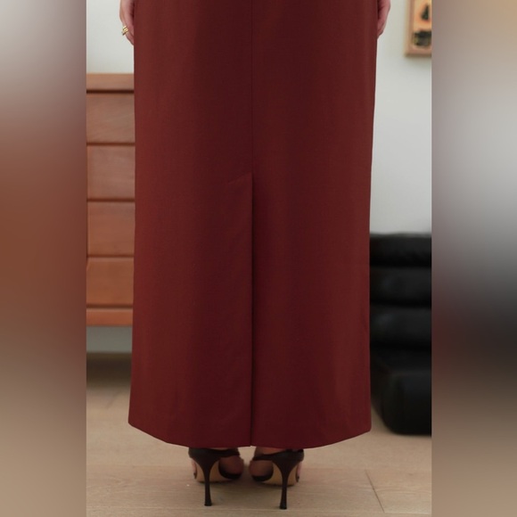 Tunchy Cindy Pencil Skirt in Burgundy – Size Small – NWT - Picture 7 of 7